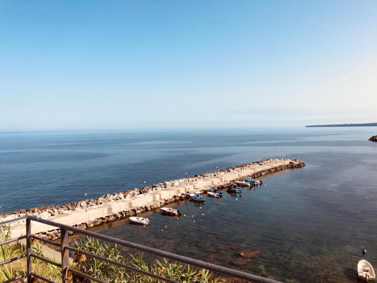 Casa Vacanza Accetta トラッペート エクステリア 写真